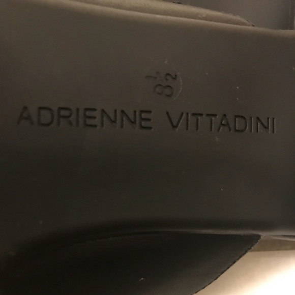 Adrienne Vittadini Black Slip On - Picture 6 of 8